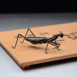 Japanese Showa Period Bronze Praying Mantis - Bronze Sculpture /Home Decor/Art Decor/Anniversary/Gifts/Family Memorial/Garden Decoration