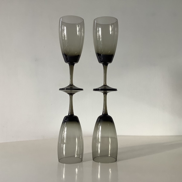Vintage 1960s Set of 4 Glasses by Orrefors, Scandi Light Smoked Grey ‘Mirabel’ Flutes