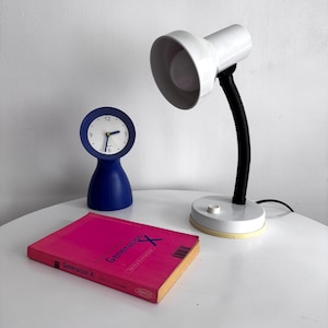 Vintage 80s Gooseneck White/Cream Desk Lamp