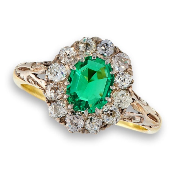 Antique Emerald Diamond Ring | Natural Emerald wit