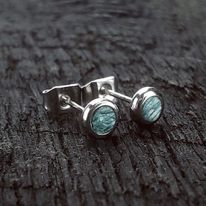 Petites boucles d'oreilles en bois Aqua 5 mm, boucles d'oreilles pour hommes, boucles d'oreilles en bois, boucles d'oreilles en bois