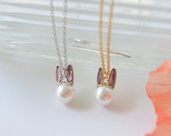 Pearl Rabbit necklace, Pearl necklace, Flower girl gift, Wedding necklace, Bridesmaid gift, Gift for her, Bunny necklace, Animal jewelry