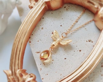 Birthstone Honeybee necklace, Bee necklace, Wedding necklace, Bridesmaid necklace, Gift for her, Gift for mom, Wedding jewelry, Honey bee