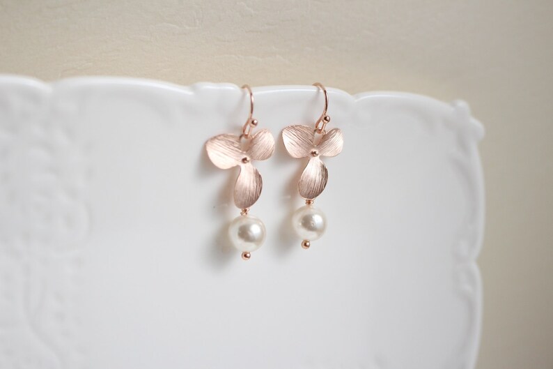 Bridesmaid gift Mothers day gift Rose gold earrings Bridesmaid earrings Orchid and Fresh Water Pearl earrings Wedding earrings