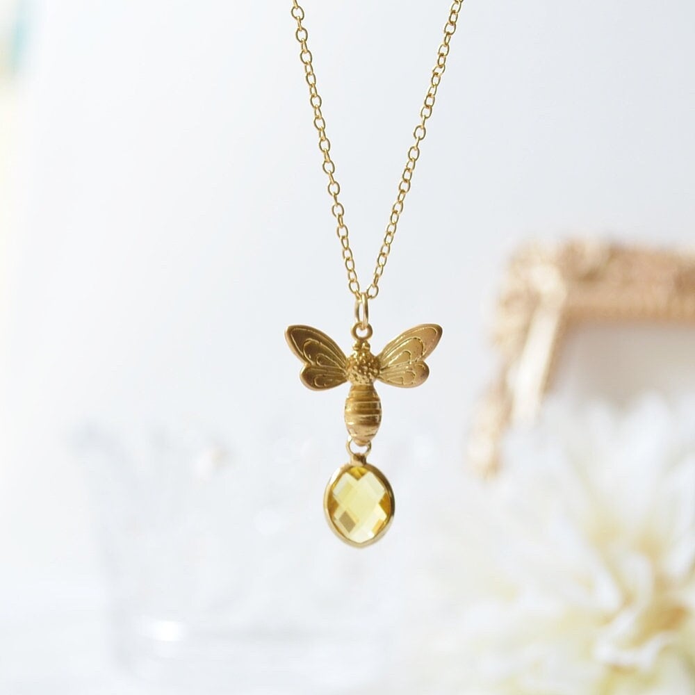 Just bee your self, Birthstone Honeybee necklace, Bee necklace, Bridal necklace, Bridesmaid gift, Gift for her, Flower girl, Honey bee, Mom