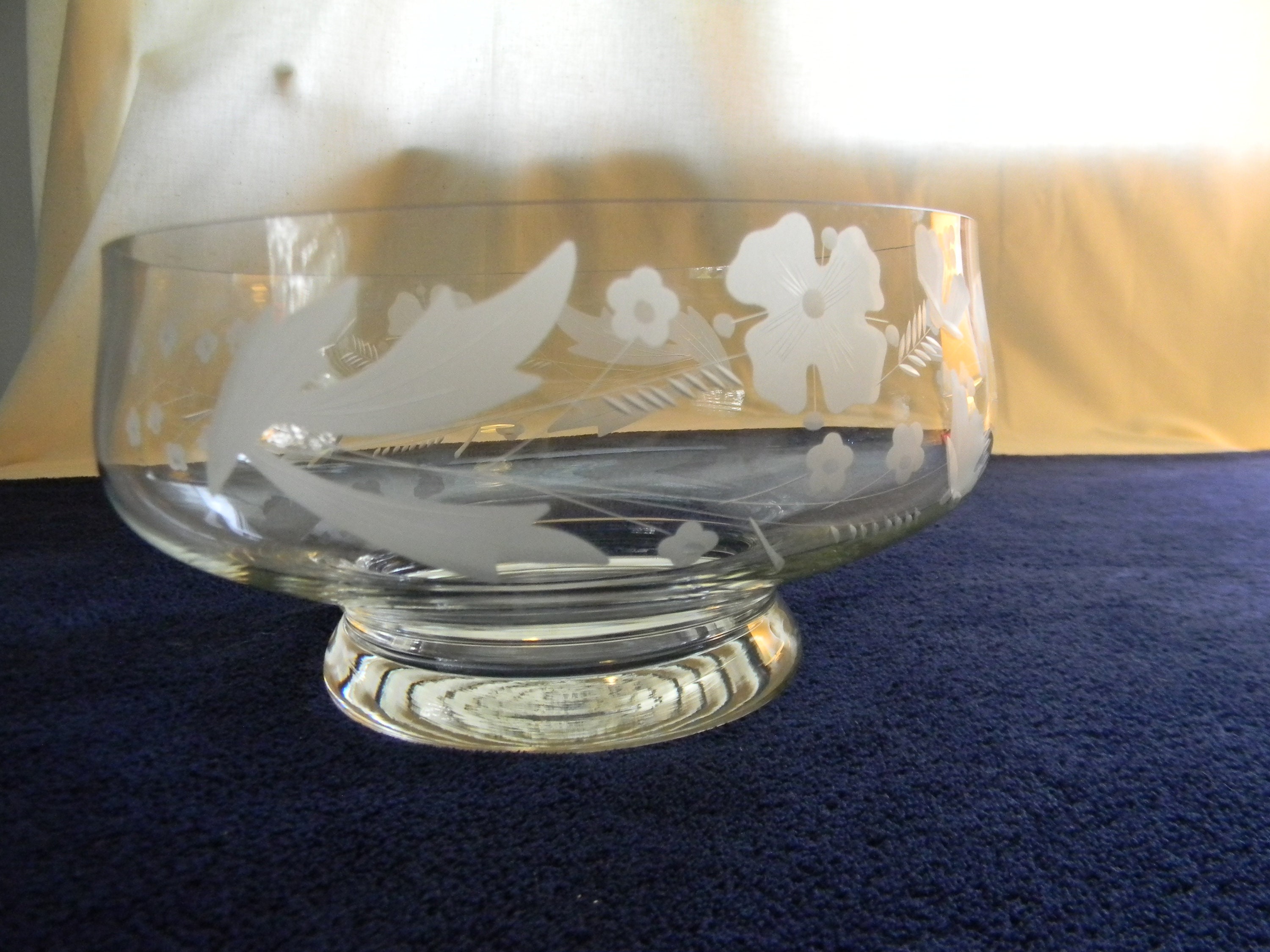 Large Crystal Bowl With Etched Flowers and Leaves Etsy UK