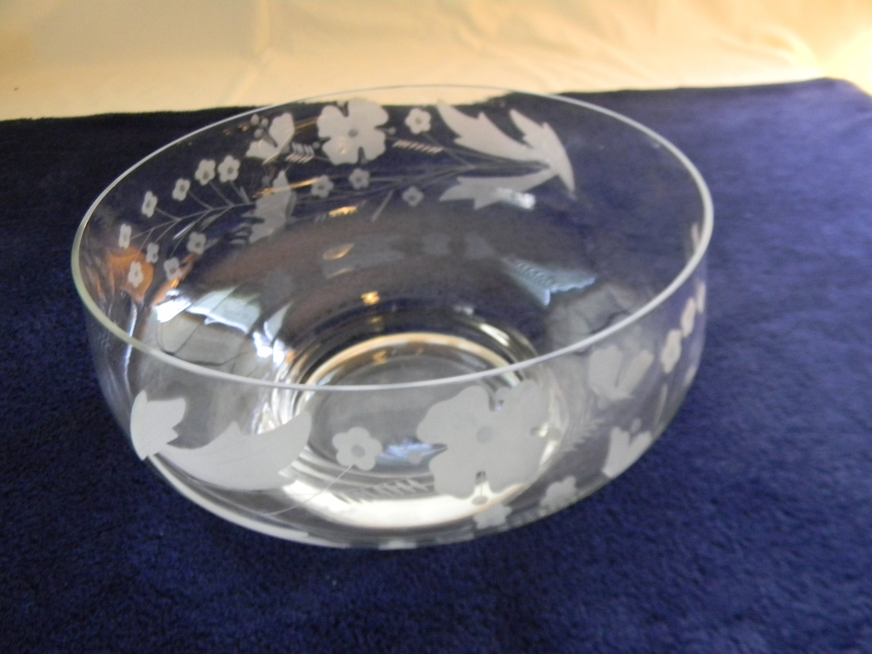 Large Crystal Bowl With Etched Flowers and Leaves Etsy UK