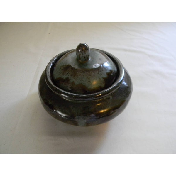 Handarbeit German Pottery Container / Jar with Lid