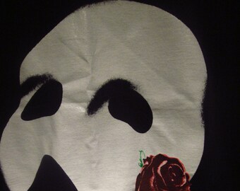 Vintage Phantom Of The Opera Glow-In-The-Dark T-shirt. Size S.