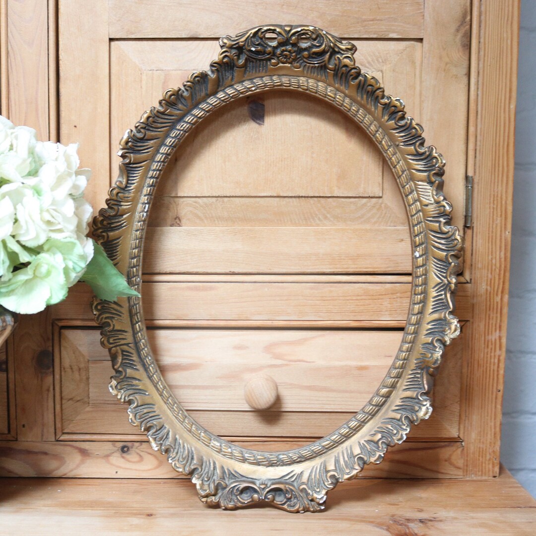 Vintage Oval Gold Plaster Picture Frame Etsy UK
