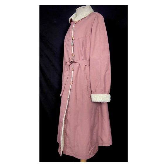 70s 80s blush pink overcoat with faux sheepskin l… - image 6
