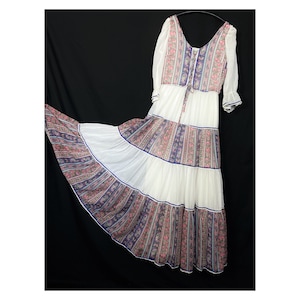 Maxi abito estivo vintage anni &#39;70 in stile prateria di Pat Farrell per Fiona Dresses. Abito folk a maniche lunghe con bustino corsetto. 10UK