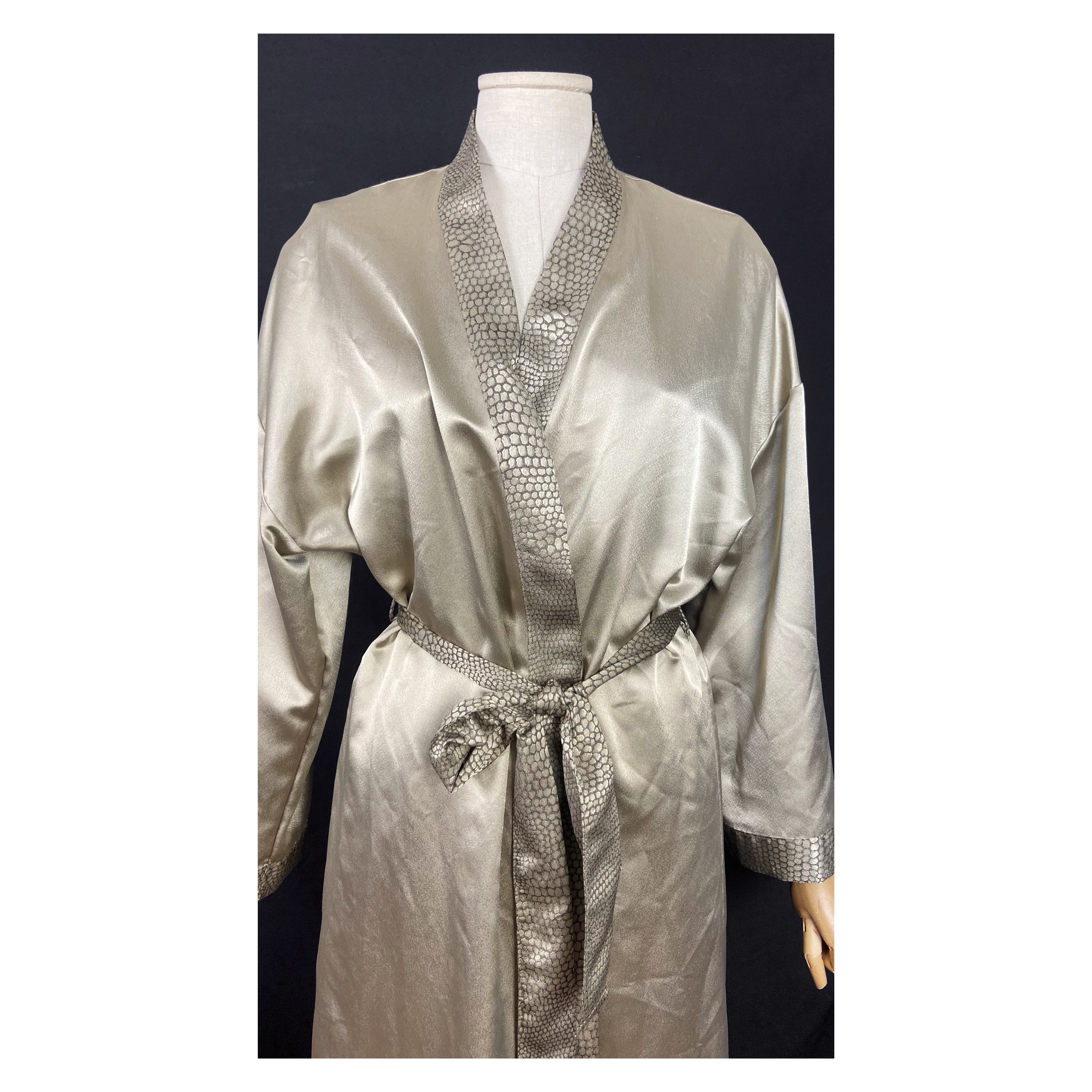 1930's Silk Satin Dressing Gown / Robe / Lingerie / Nightgown / Art Deco /  Puffed Sleeves / Xs - Etsy