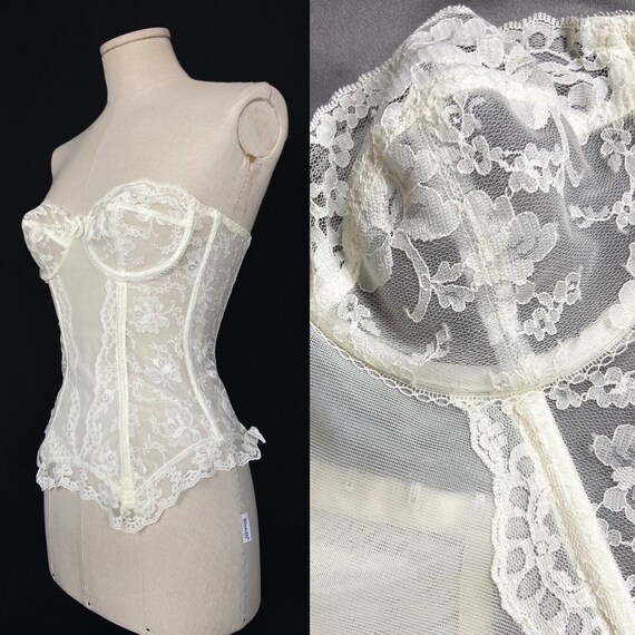 80s vintage ivory lace bustier. Sexy lace corset M