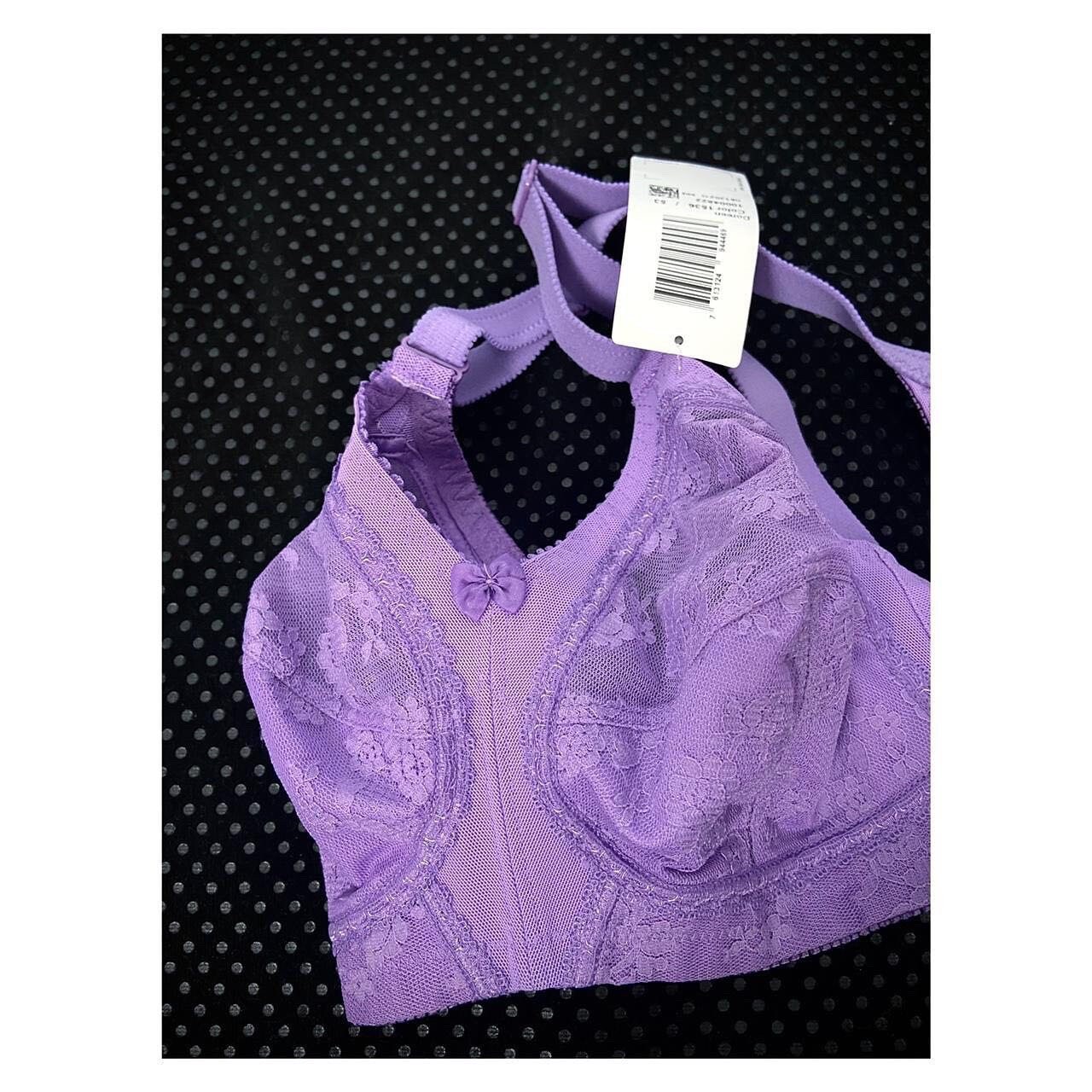 Vintage style retro Doreen bra By Triumph. Retro style bra. Lilac bra. Purple pinup bra. 36C 80C