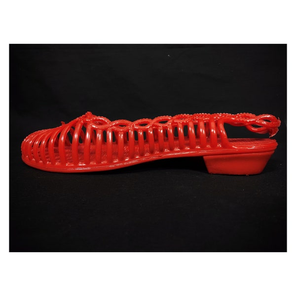 80s vintage bright red plastic sandals. Jellies. Beach shoes. 37EU 4UK