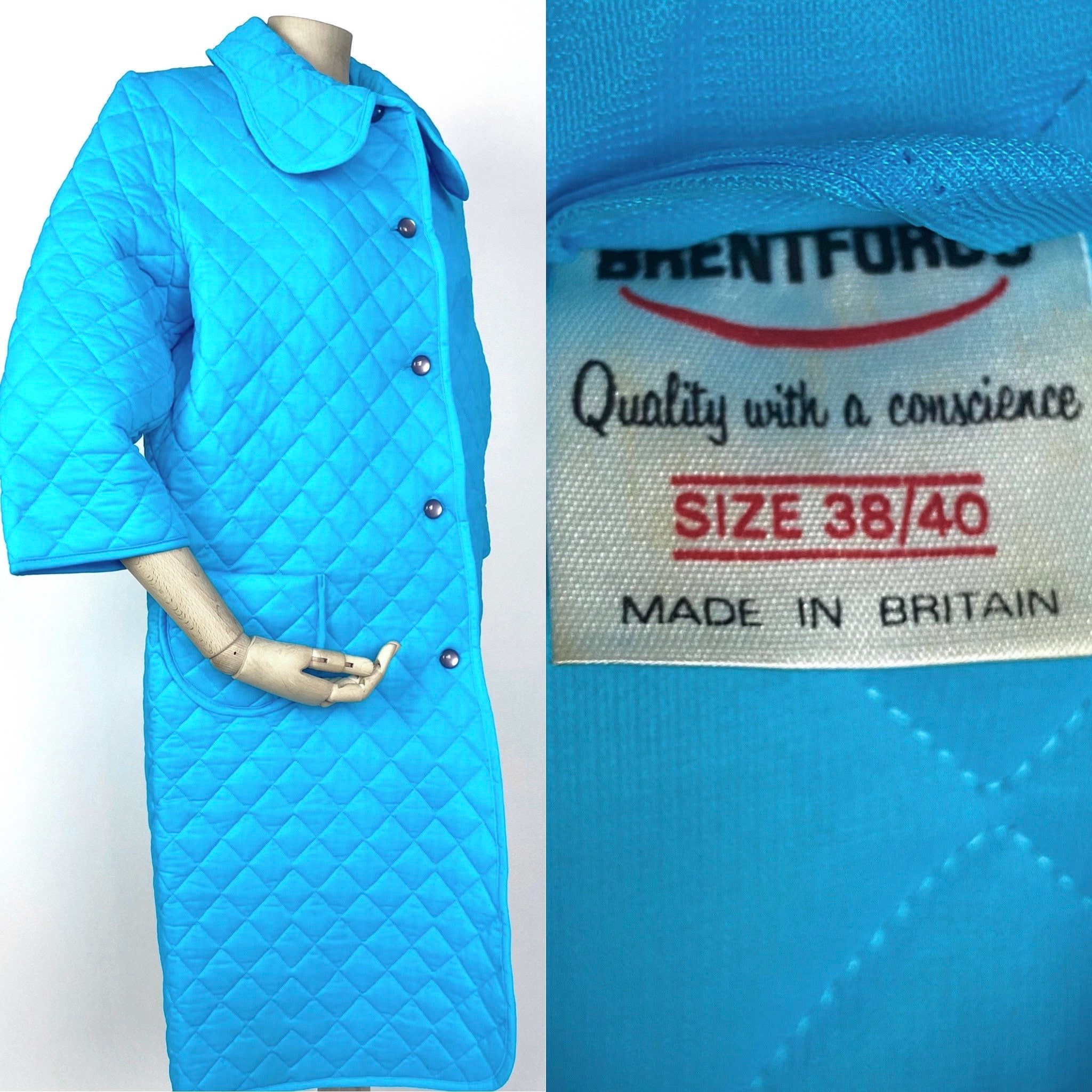 Image of Vintage S/S Turquoise Blue House Coat By Brentfords. Mid Century Women's Quilted Housecoat/Bath Robe. -" Chest