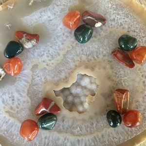 Crystal Set For Strength and Energy. Bloodstone, Carnelian, Jasper Crystal Grid Kit. Crystal Grid Set. Chakra Stones Gifts For Her