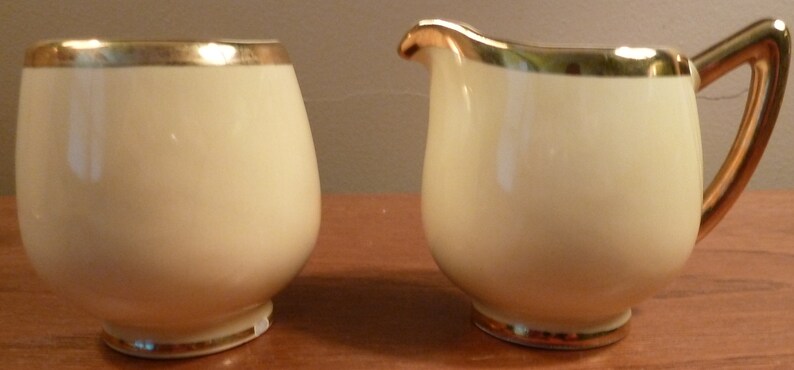 creamer open sugar bowl 4 cup and saucer sets Vintage 1940s Santa Anita yellow and gold demitasse coffee pot