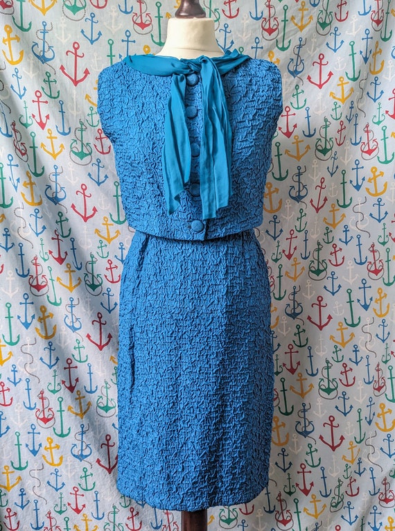 Vintage 50s/60s Demi-Dress blue crinkle dress wit… - image 1