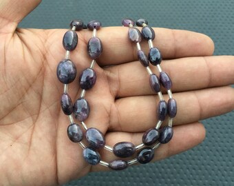 25 Natural Sapphire Gemstone Beads: Smooth Oval Briolette, 6x8-9x12mm