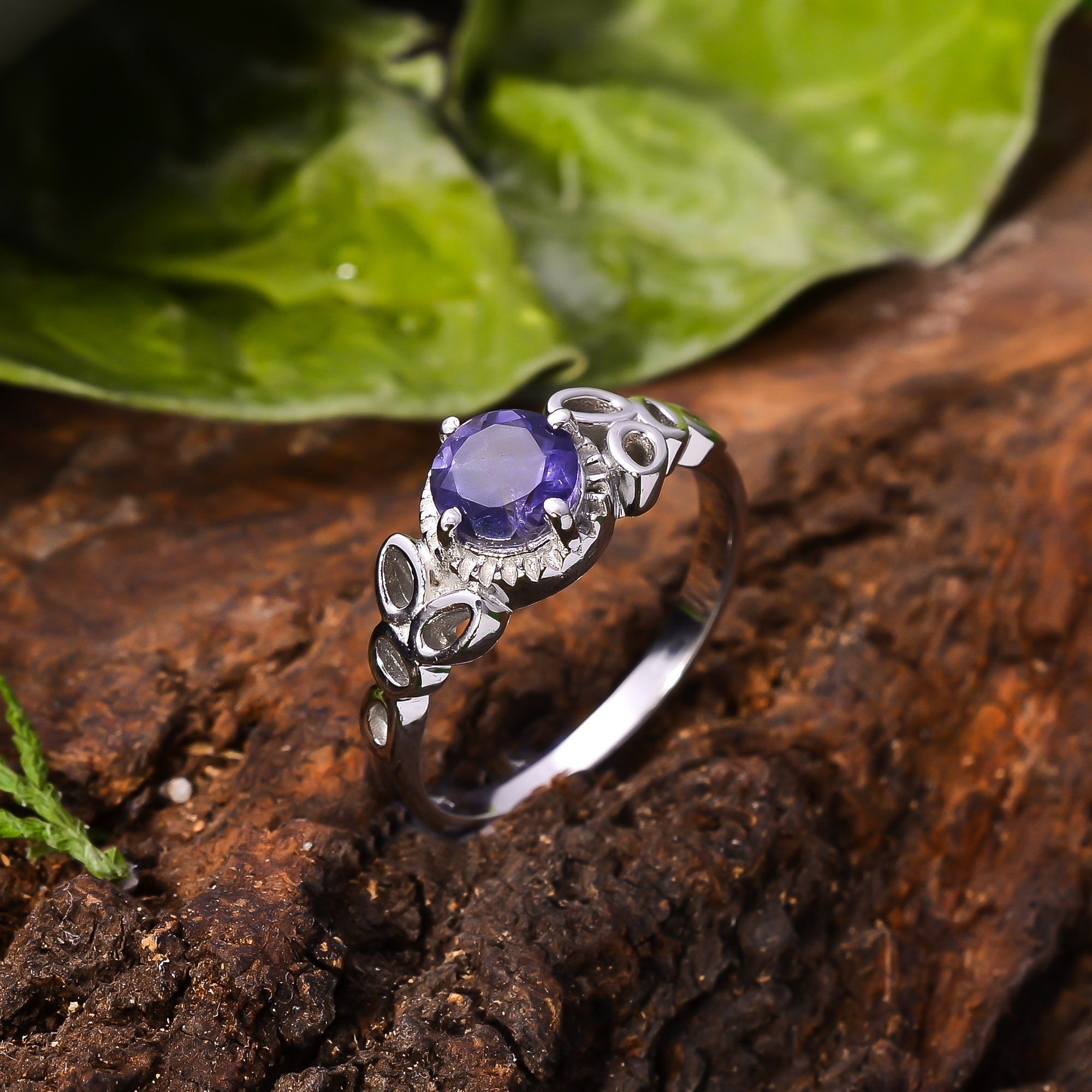 アクセサリー Vintage Silver Mulch Jem Stone Ring 925 Garnet Faceted Gemstone 925 Sterling Silver Vintage Ring All