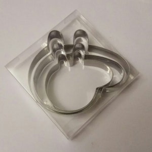 Peppa Pig Silhouette Cookie Cutter holding the number 3 Celebrate their 3rd year! Great for your kid/'s third birthday party