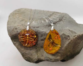 Handmade long pendant "Dragonfly in amber" inspired by Outlander