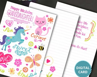 Op de afbeelding: Een printbare digitale kaart van 12,7x17,8 cm met een roze kat, een blauwe eenhoorn en een vlinder. De kaart bevat de tekst "Happy Birthday, GRANDDAUGHTER!" en andere woorden zoals "fun", "curious", "sweet", "loved" en "kind".