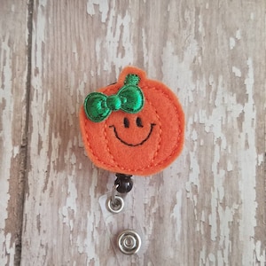 Pumpkin, Pumpkin Badge Holder, Pumpkin Badge Reel, Retractable Badge Holder, Nurse Badge Reel, Felt Badge Reel, Nurse Gift, Id Holder