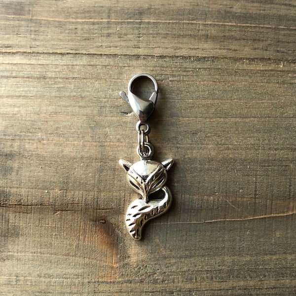 Fox Bridle Charm