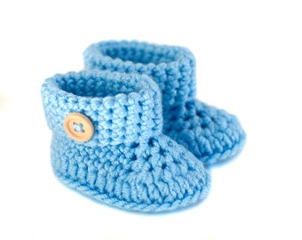 CROCHETING PATTERN PDF Newborn, 0-3, 3-6 Months, Baby Booties, Hospital Crib Shoes, Crochet Button Roll Top Cuff Boots, English Instructions