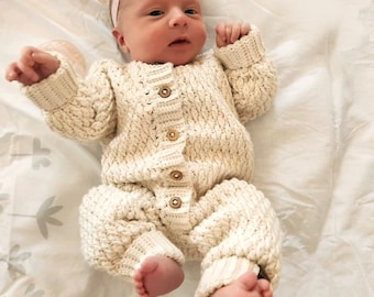 CROCHETING PATTERN PDF, 0-3 & 3-6 Months, Crew Neck Jumpsuit Baby, One Piece Overall Leggings, Crocheted Jumper, English Instructions