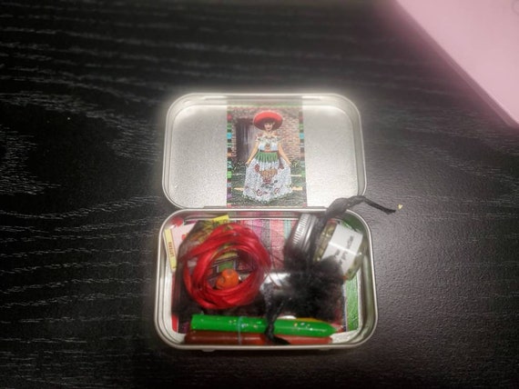 Lotteria spell tin, brujeria tin, Mexican spell tin, Latin spell tin, Mexican witchcraft,  Latin witchcraft