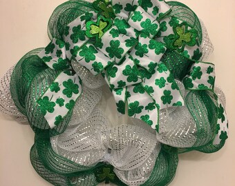 Green & White All Clover