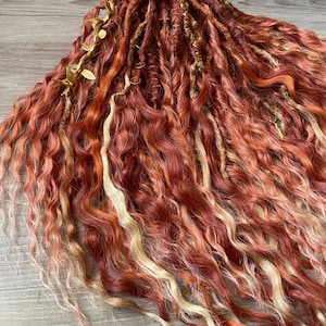 Autumn fire curly dreads – fiery red and copper boho DE/SE set – synthetic wavy locs with texture & accents – goddess hair extensions