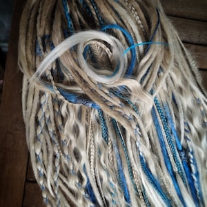 Blonde viking synthetic dreads full set with blue accents