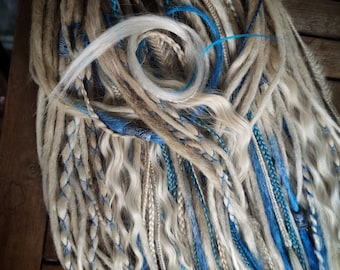 Blonde viking synthetic dreads full set with blue accents