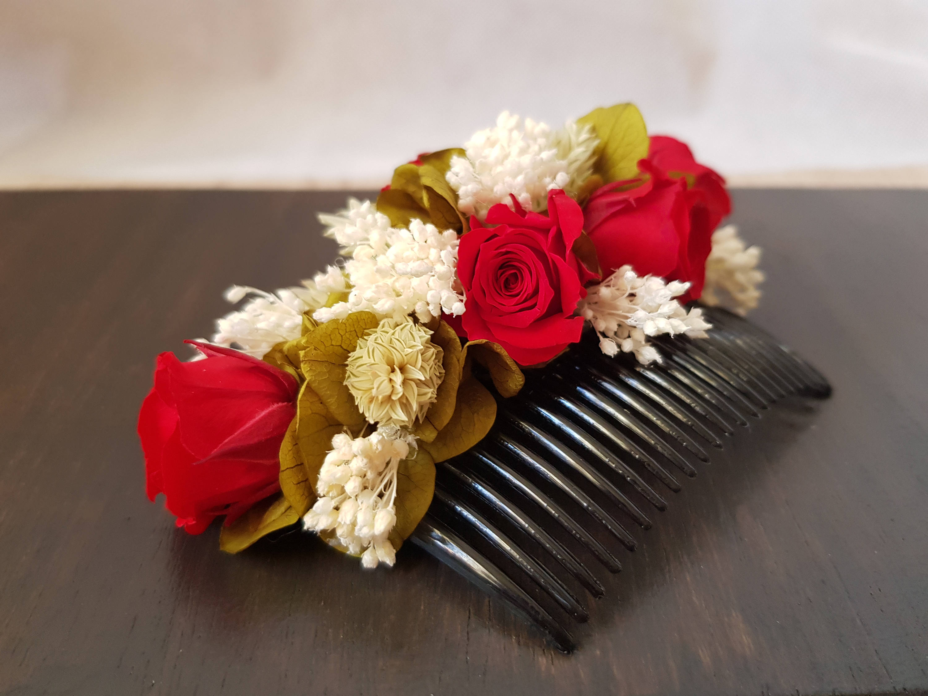 Pinza floral para el pelo, con hortensia preservada - Trencadissa Art floral