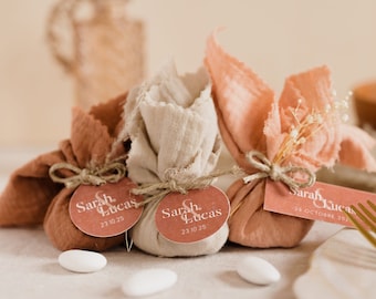 Personalized favor bag for sugared almonds