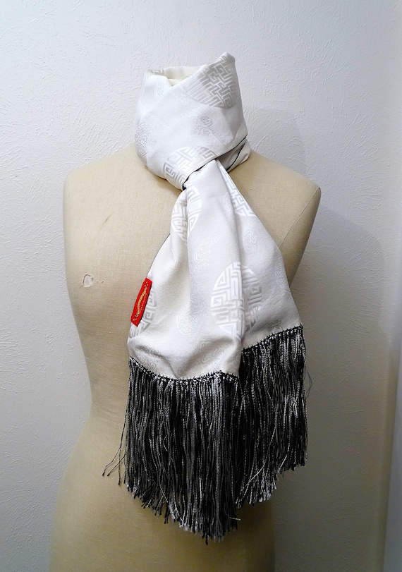 Shanghai Tang Silk Scarf - image 3