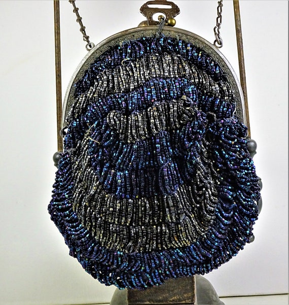 Flapper beaded purse - image 5