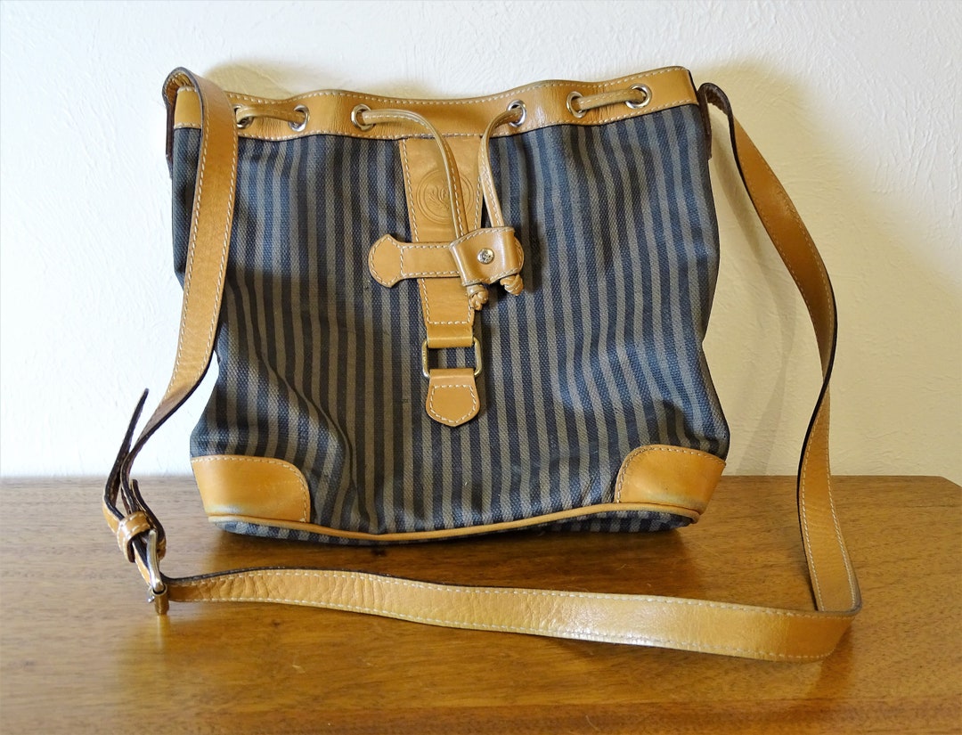Borsa a secchiello Fendi vintage Italia