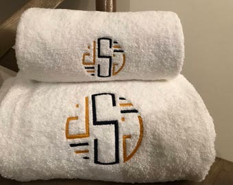 Monogrammed Hand & Bath Towel Set