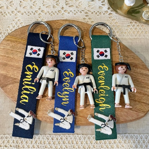 Portachiavi Taekwondo personalizzato, cintura regalo con nome personalizzato, portachiavi per torneo di arti marziali, ricordo per cerimonia della cintura