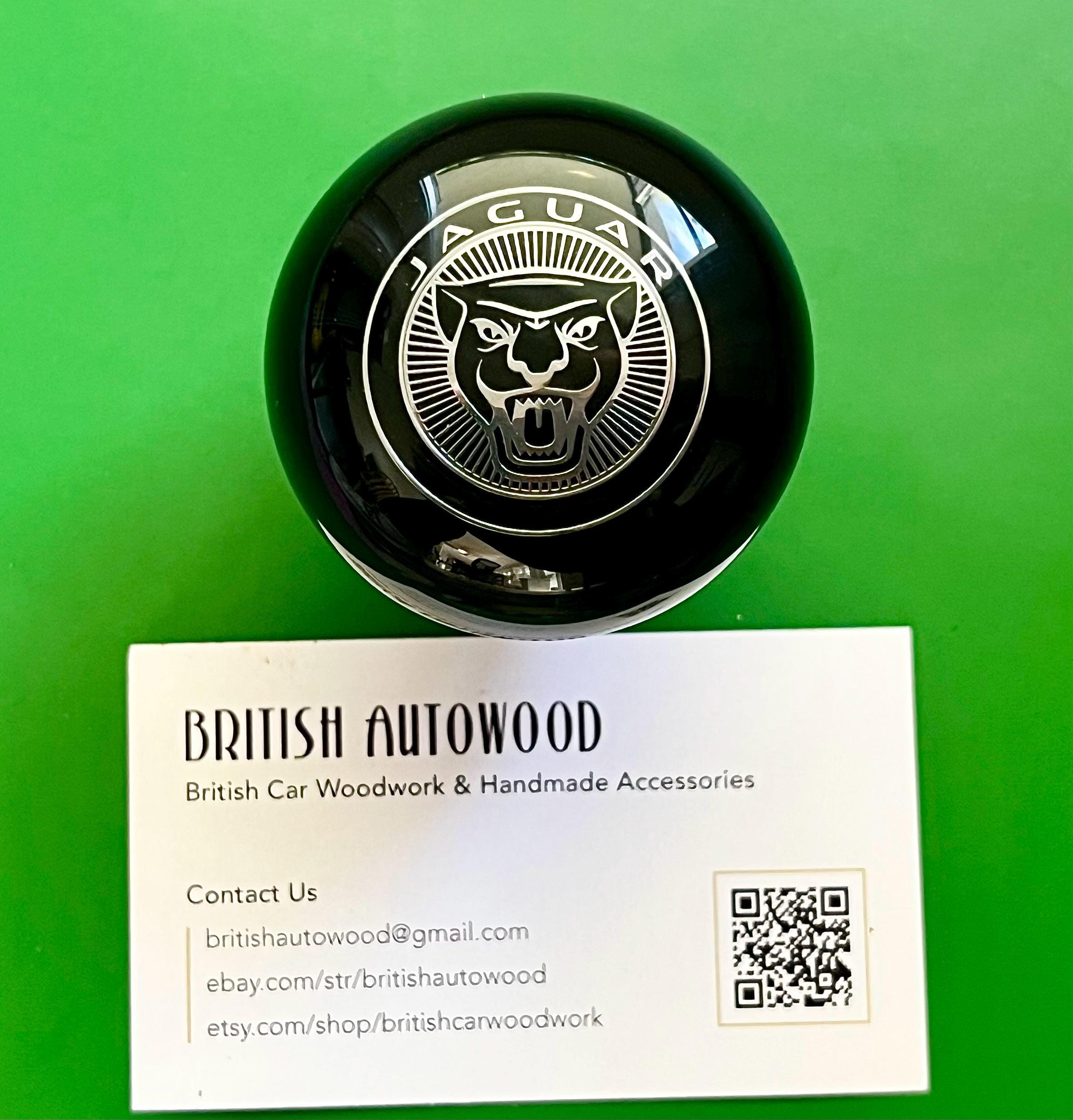 Buy Jaguar Pearl Inlay Wood Gear Shift Knob XJ6 XJS XJ8 XK8 S-type X-type  Online in India - Etsy, image size:2364x2467