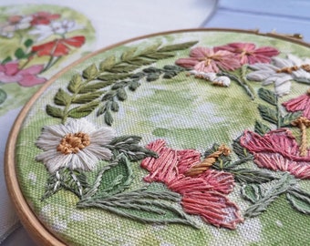 Summer Wreath Floral Hand Embroidery pattern, Hand embroidery design, flower pre printed linen to embroider