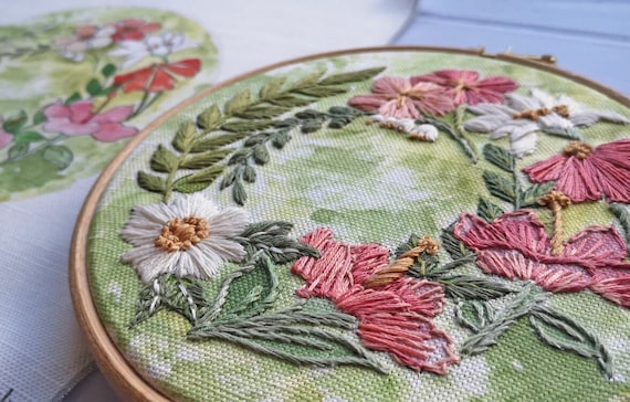 Summer Wreath Floral Hand Embroidery Pattern, Hand