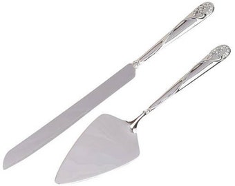 17 Main Wedding Cake Knife and Server Set in Silver