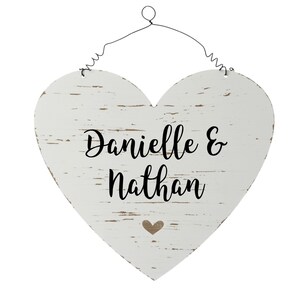 Placa de corazón de madera personalizada